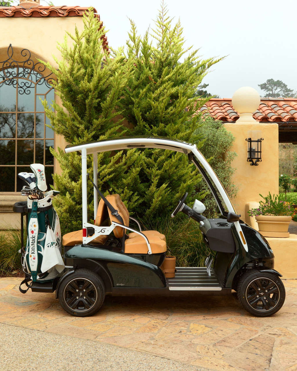 GOLFCART 129A7086