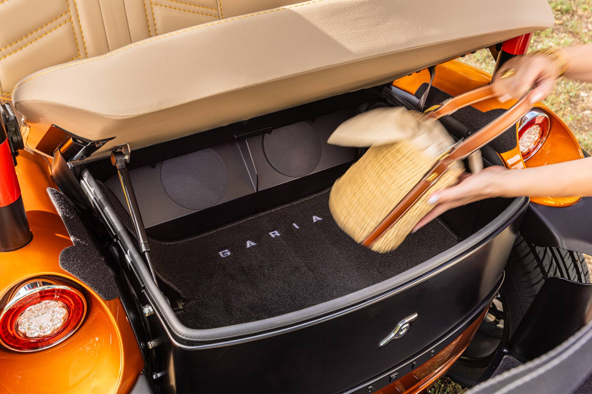 frontpage slide storage and convenience