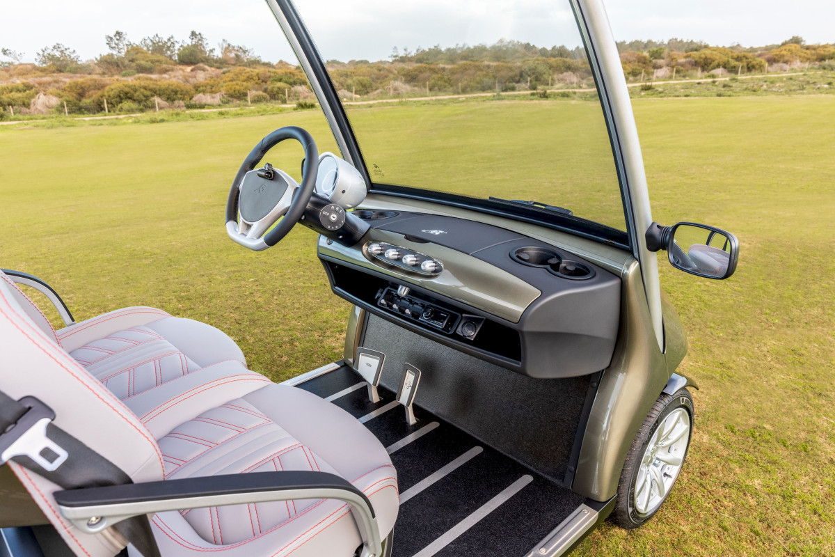 garia via 2 seater 00005